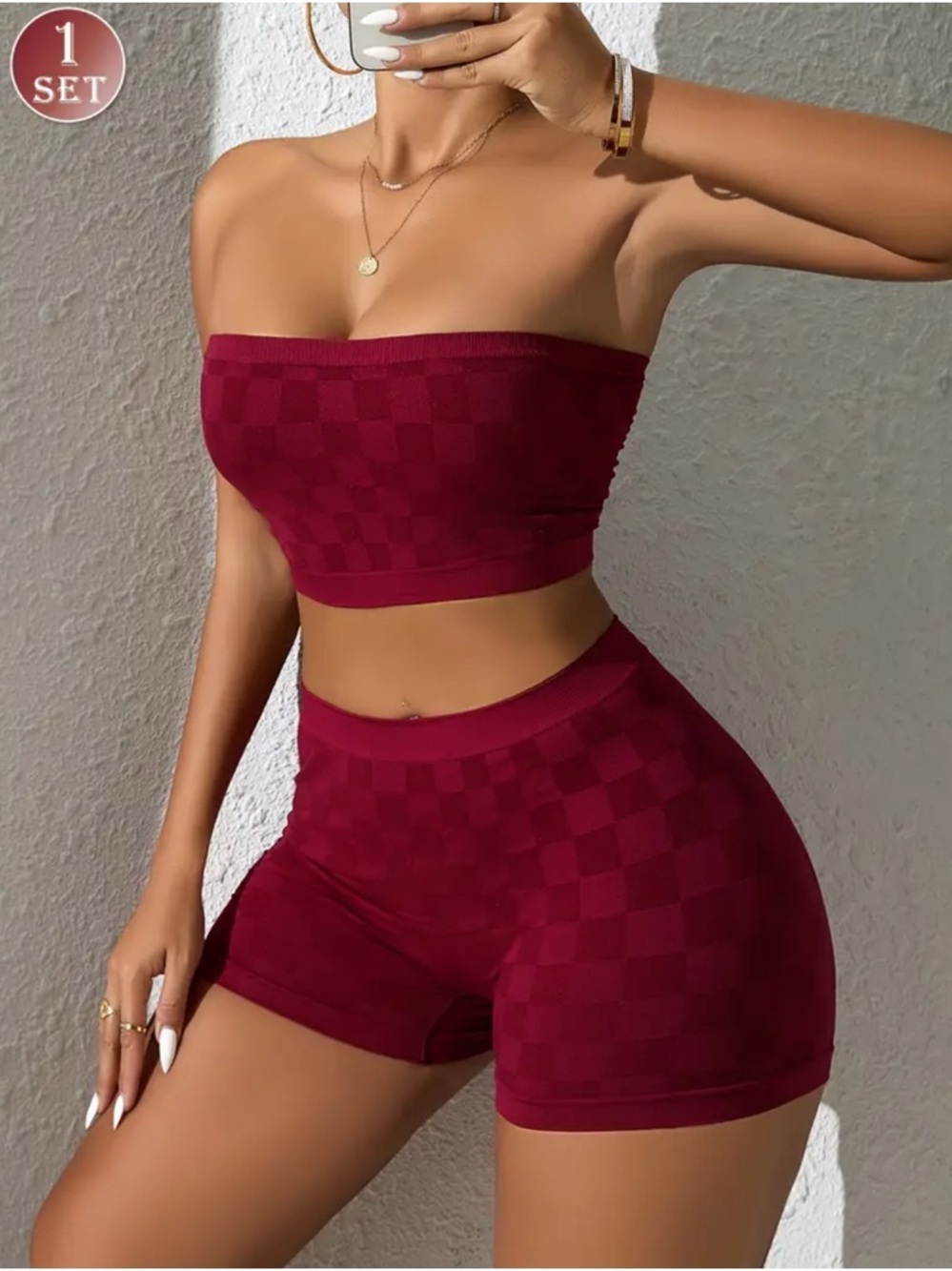 High-Rise Seamless Bike Shorts & Crop Top Set in Burgundy - Picture 2 of 3